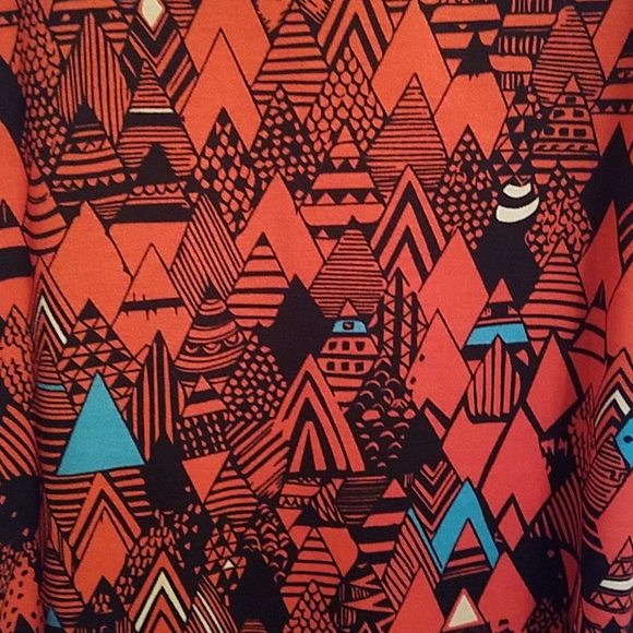 Clothing - Picture 3 of 3